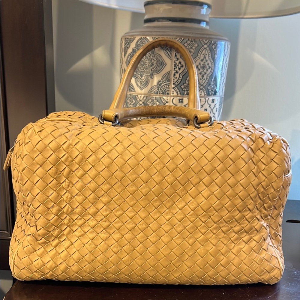 Bottega Veneta Intrecciato Leather Satchel Bag | Khaki | Crossbody Strap | VGC